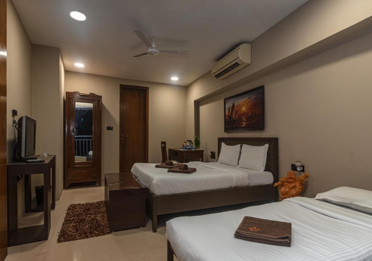 Saffronstays Urja, Lonavala - Private Villa With 2 Pools, Spa Room, Private Elevator & Waterfall Exterior foto